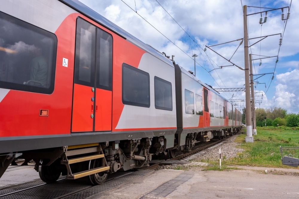 Поезда задерживаются в Сочи из-за повреждения контактной линии