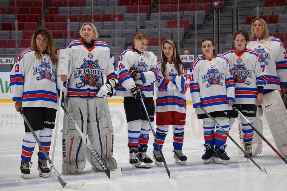 На Кубани «Деффчонки» стали первыми в хоккейном чемпионате