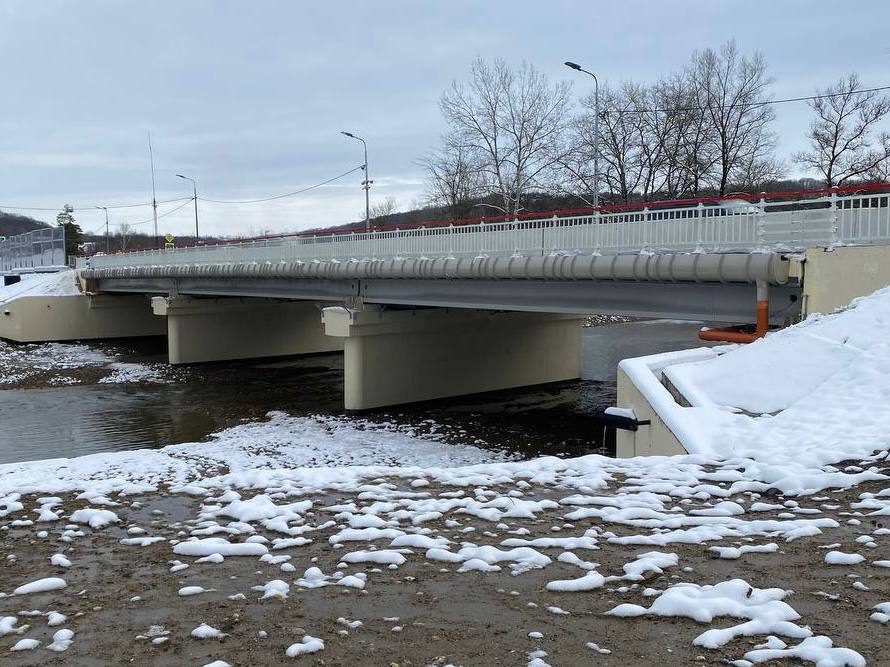 Движение по новому мосту через реку Фарс на трассе Р-217 «Кавказ» открыто