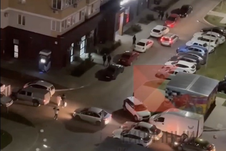 Проездной двор: жители ЖК «Светлоград» в Краснодаре возмущены пробками возле своих домов