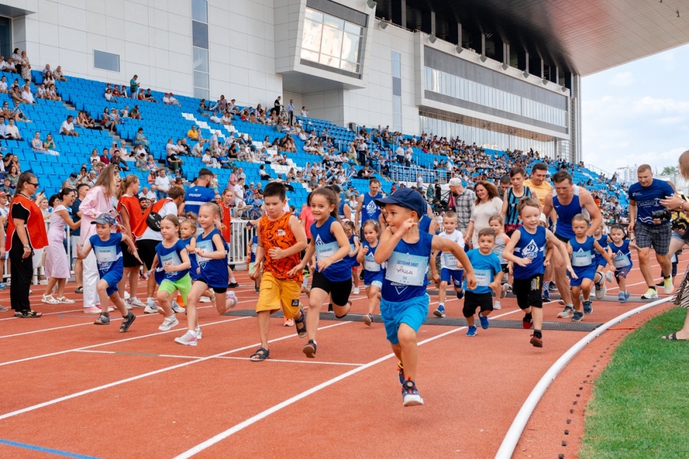 Спортивная школа сочи. Фото спортивная ходьба в сочинских школах. В Пермском крае обновят спортивную инфраструктуру для студентов.