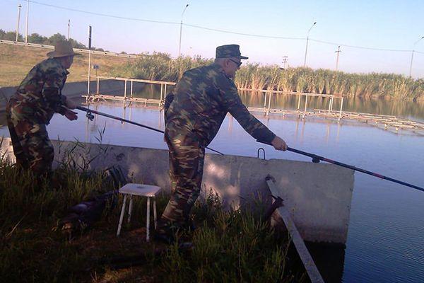 Тихорецкие ветераны организовали рыбацкие соревнования