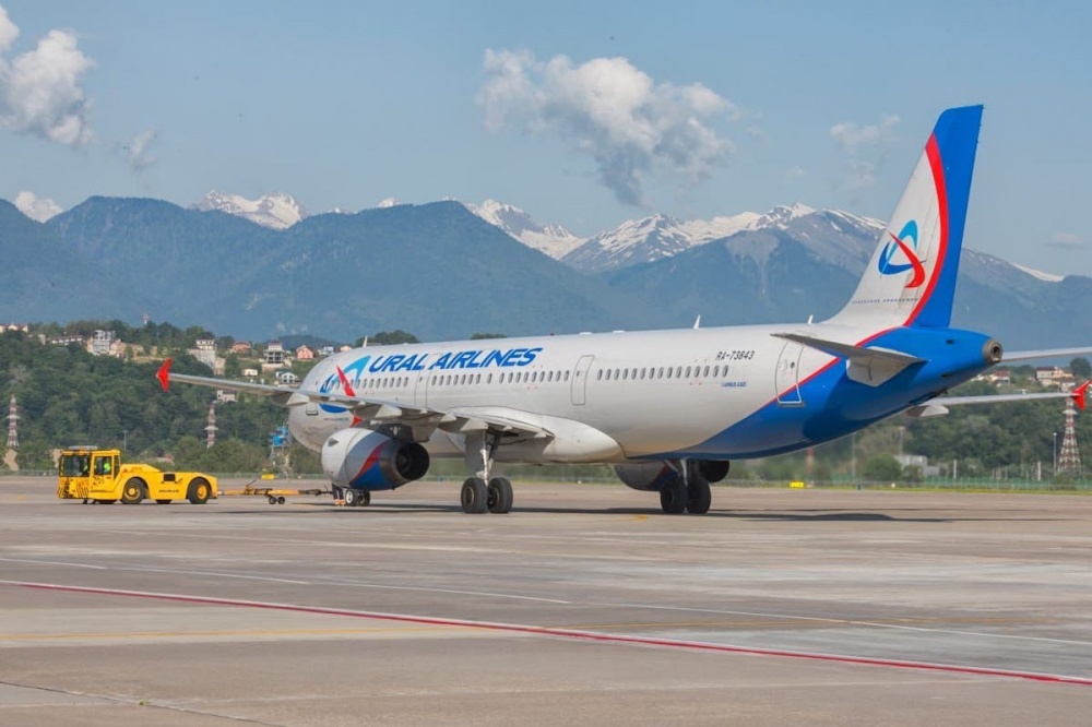 «Уральские авиалинии» возобновляют полеты из Сочи в Ереван