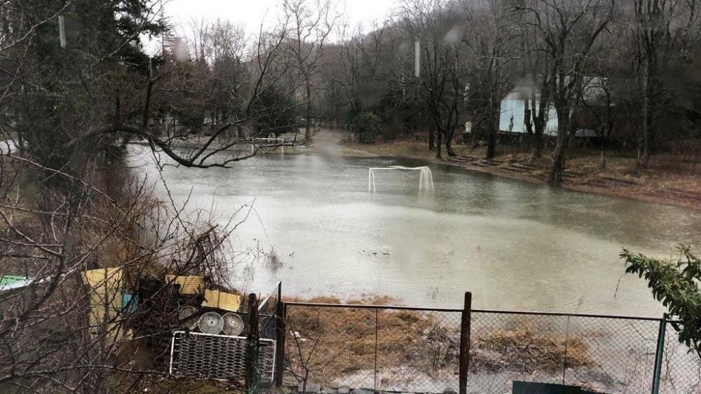 После ночных осадков в Туапсинском районе уровень воды в реках достиг неблагоприятных отметок