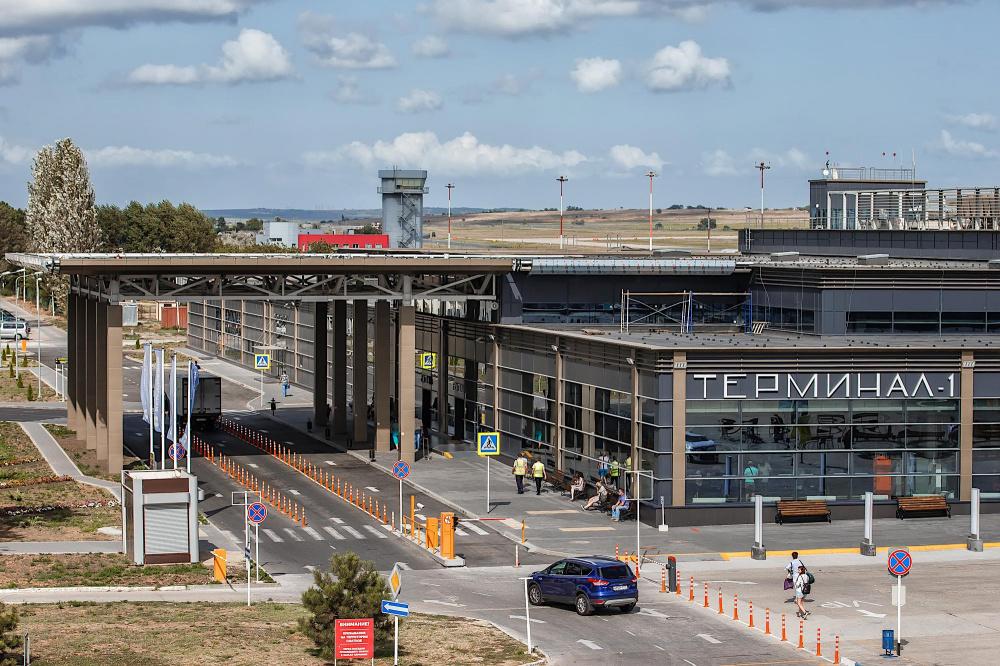 В 2023 году в аэропорту Анапы начнут строительство пешеходных галерей