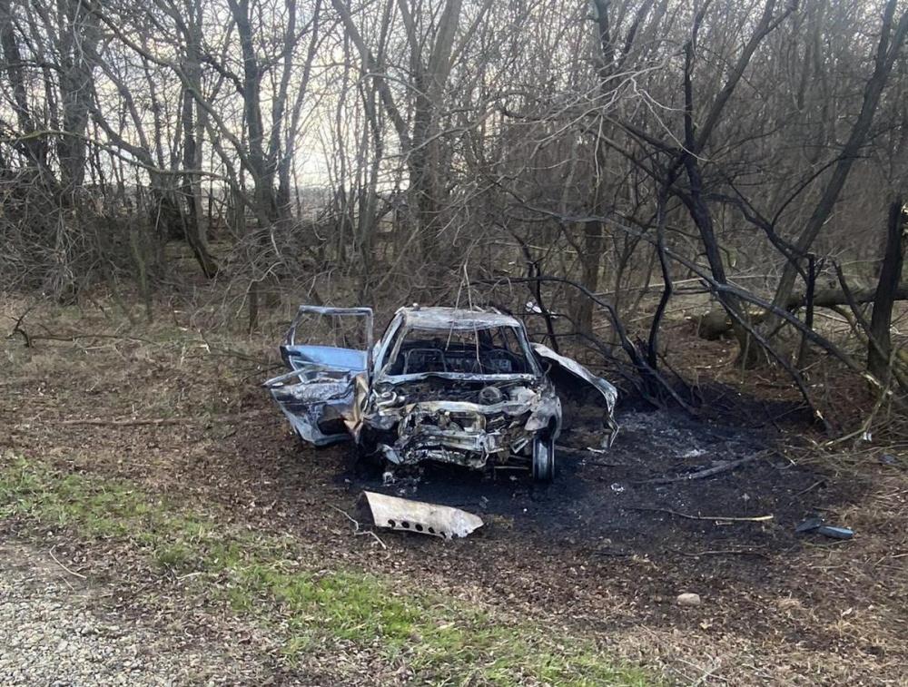 Водитель сгорел в машине после жесткого ДТП в Тимашевском районе