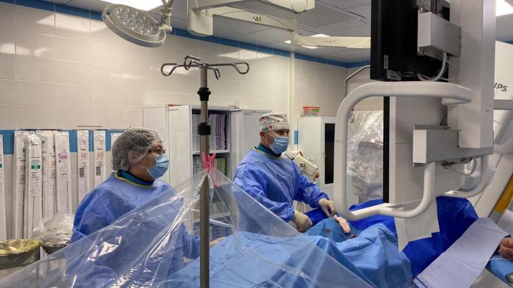 В Кущевской ЦРБ впервые провели операцию по удалению тромба при инсульте