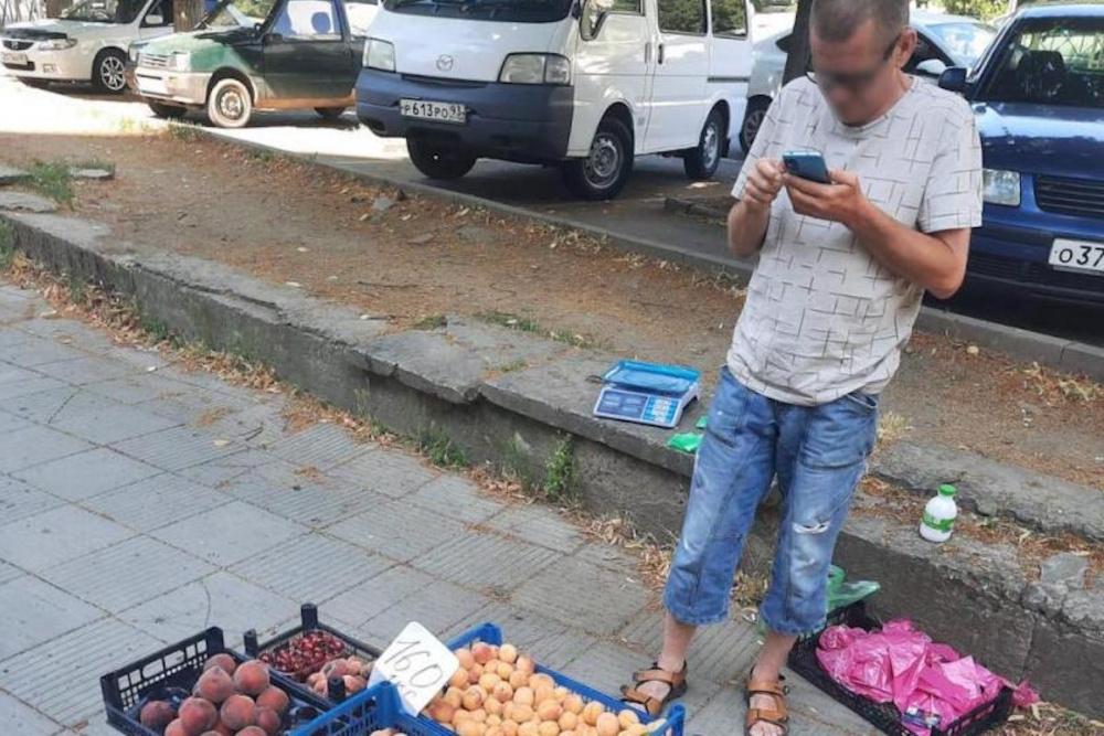 Торговец фруктами получил 10 суток ареста за нелегальный бизнес в Краснодаре