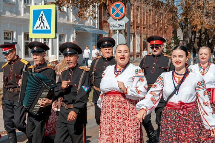 Фестиваль «Александровская крепость»: от онлайн-формата до международного уровня