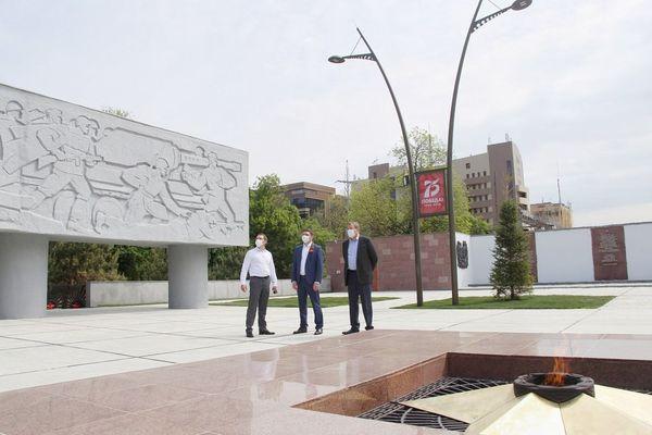 Мемориал «Вечный огонь» отреставрирован на площади Памяти Героев в Краснодаре