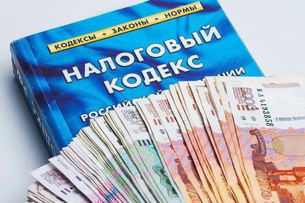 Руководитель фирмы скрыл 40 миллионов рублей налогов