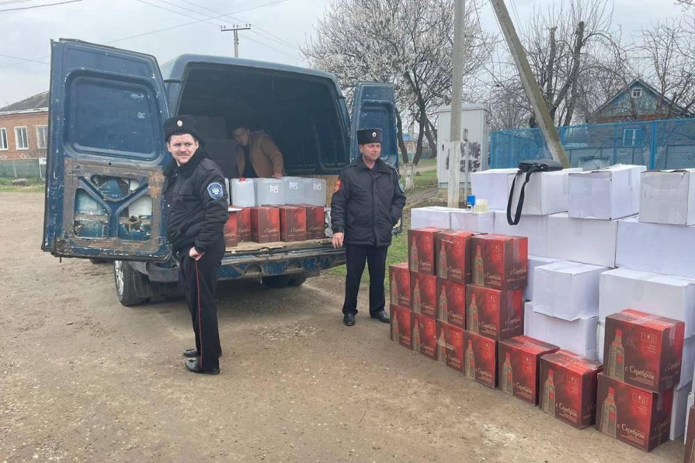 Сотрудники ГАИ Кубани задержали «ГАЗель» с 500 литрами спирта