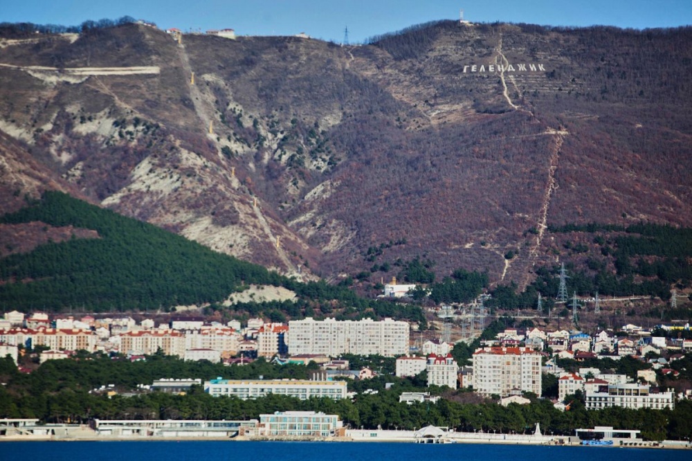 Объем подачи воды в Геленджик и Новороссийск вырос на 10 тысяч кубометров в сутки