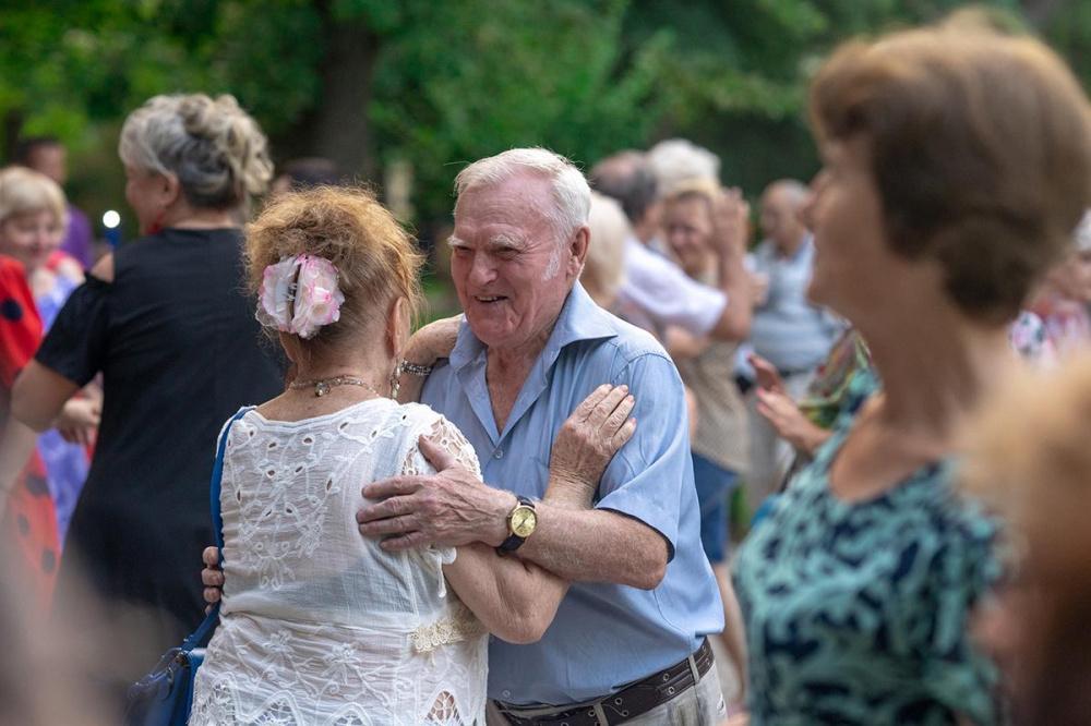 Продолжительность жизни россиян достигла почти 73 лет