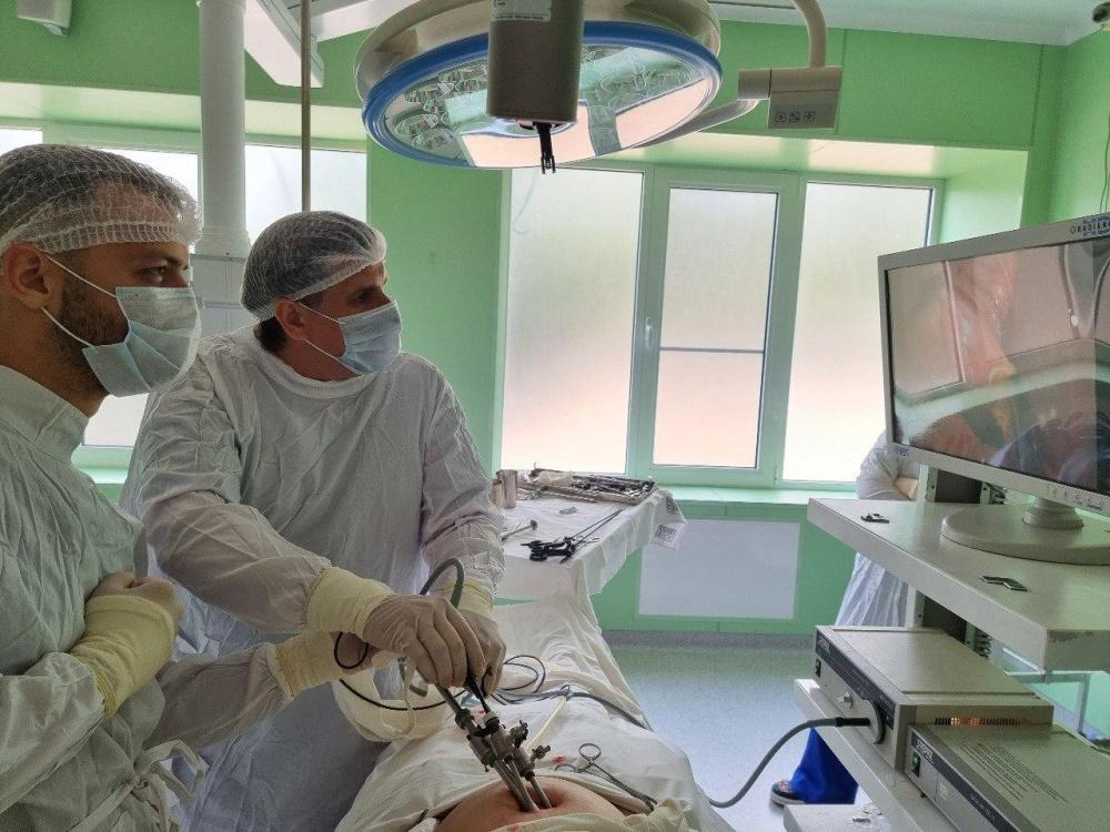 Краснодарские хирурги удалили желчный пузырь через один прокол в животе