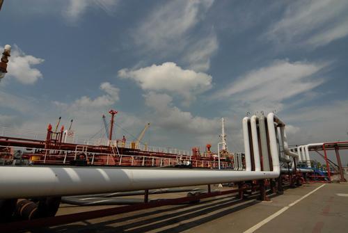Экспорт нефти в порту Новороссийска сократится на 230 тыс тонн