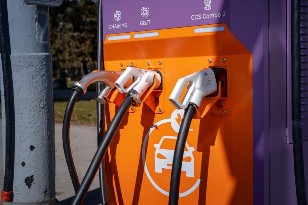 Зарядки для электромобилей появятся в пяти районах Новороссийска