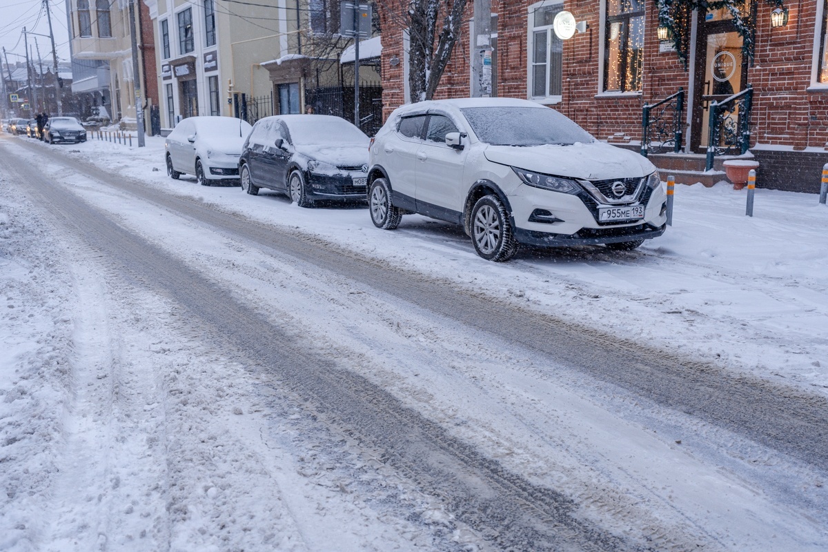 Переобувать или нет: будут ли на Кубани штрафовать автомобилистов без зимней резины?