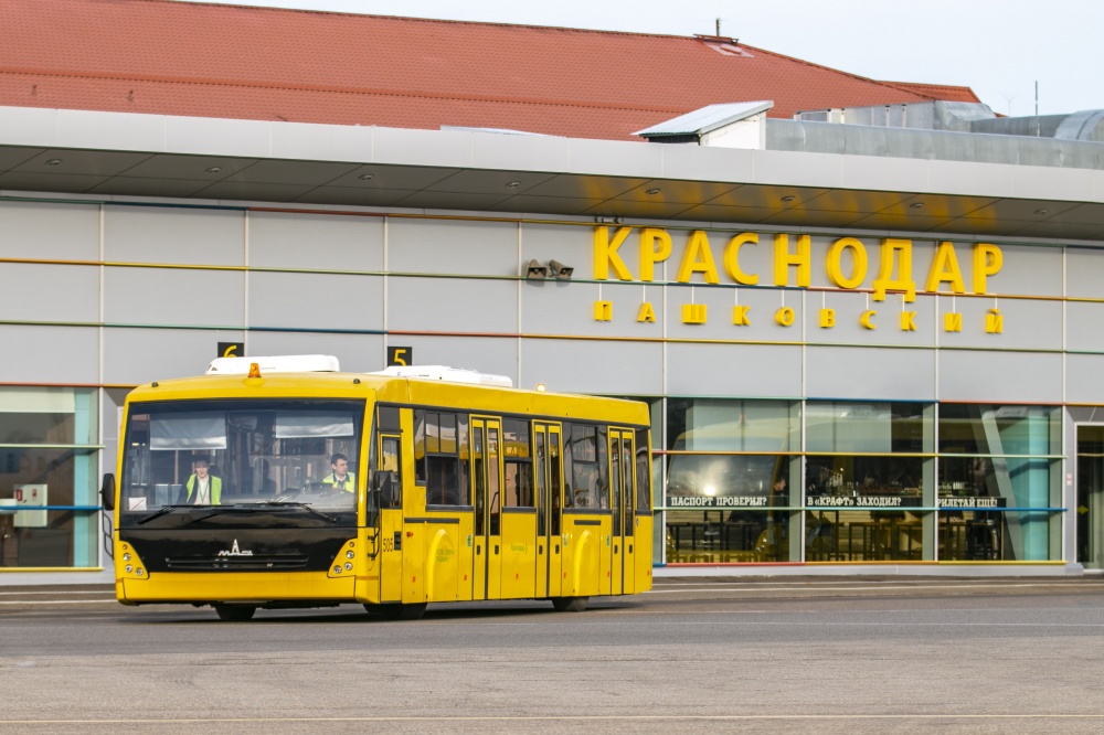 Открытие аэропорта Краснодара привлечет на курорты до 2 млн туристов