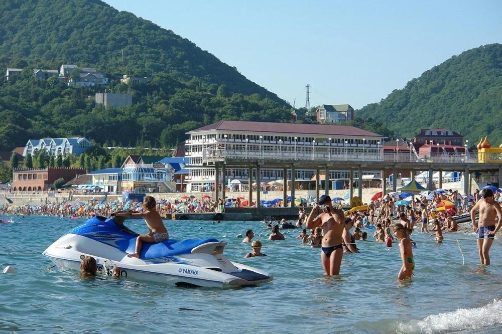 Гидрометцентр России сообщил о старте купального сезона на курортах Черноморского побережья