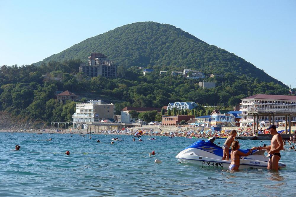 Черноморское побережье вошло в топ мест для осеннего отпуска россиян