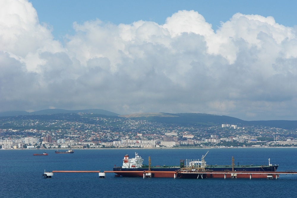 Морские порты Кубани возобновили работу после сильного шторма