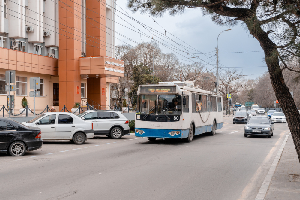 Время движения общественного транспорта сокращается на четыре дня в Новороссийске