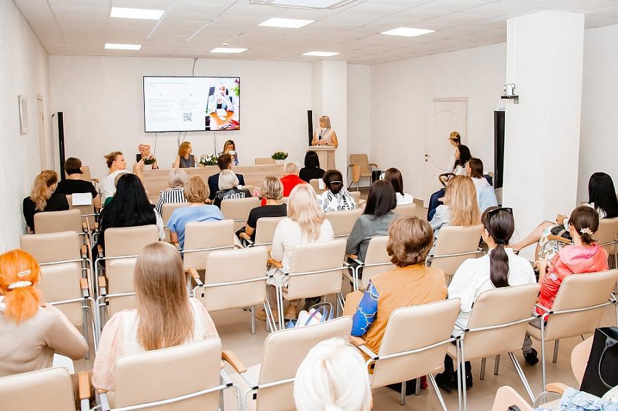 Центр поддержки женщин заработал в Новороссийске