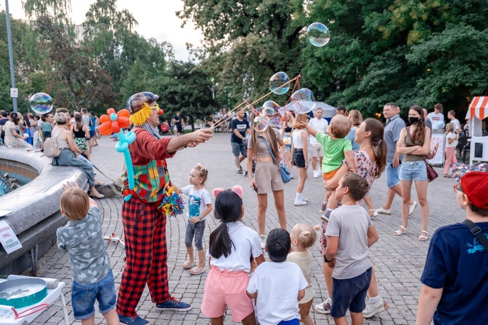 Более 128 млн рублей направят на летний отдых детей Новороссийска в 2024 году