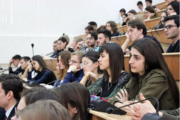 110 студентов в Краснодарском крае получат стипендии для талантливой молодежи