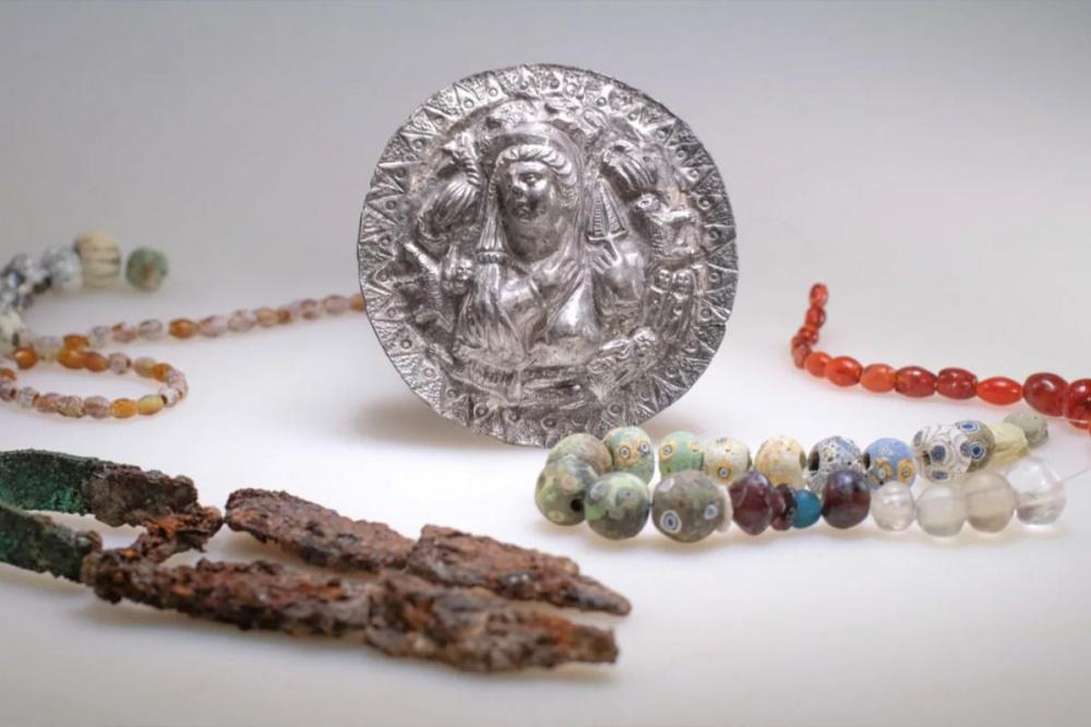 В музей-заповедник «Фанагория» поступили предметы из погребения жрицы богини Афродиты