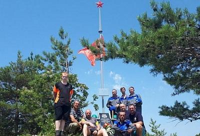 В Северском районе на горе Артиллерийской установили памятник погибшим в Великой Отечественной войне