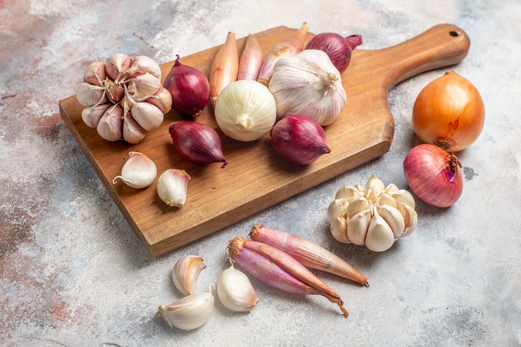 front-view-onions-and-garlics-fresh-ingredients.jpg