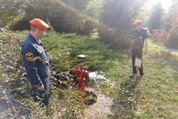 Проверка пожарных гидрантов в Усть-Лабинске