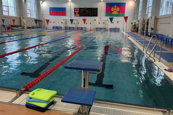 Бассейн в спортцентре