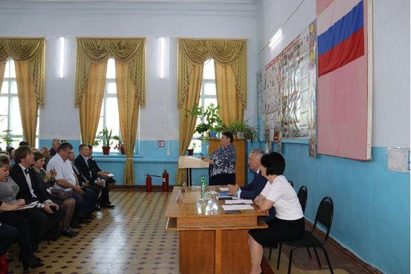 Встреча и.о. главы Усть-Лабинского района Алексея Гедзя с жителями Некрасовской