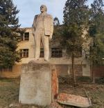 В. Страканева: Памятник Ильичу на заводе в Тихорецке нуждается в ремонте! - https://kubkprf.ru/