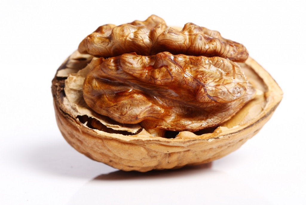 fresh-walnut (1).jpg