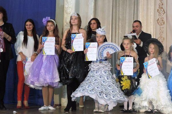 Победители конкурса "Мода из отходов 2019" в Усть-Лабинске