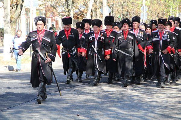 parad-kazakov-tbilisskaya.jpg parad-kazakov-tbilisskaya.jpg