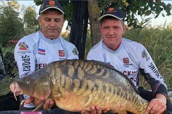 samii-bolshoi-karp-korenovsk-ribalka.JPG
