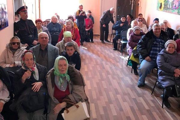 Концерт для слепых и слабовидящих учтьлабинцев