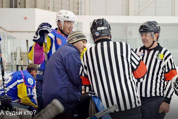 Сразу два матча провели в выходные кореновские хоккеисты