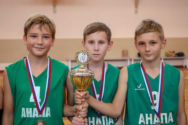 Анапские баскетболисты достойно выступили на соревнованиях