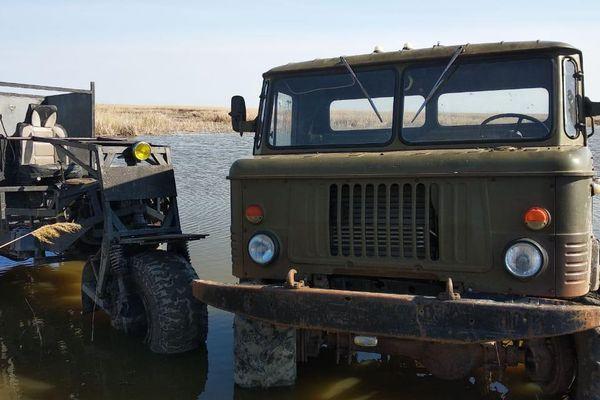 Найденные в водоеме машины Найденные в водоеме машины