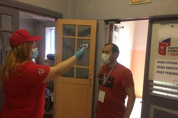 Люди с пониманием относились к необходимым процедурам