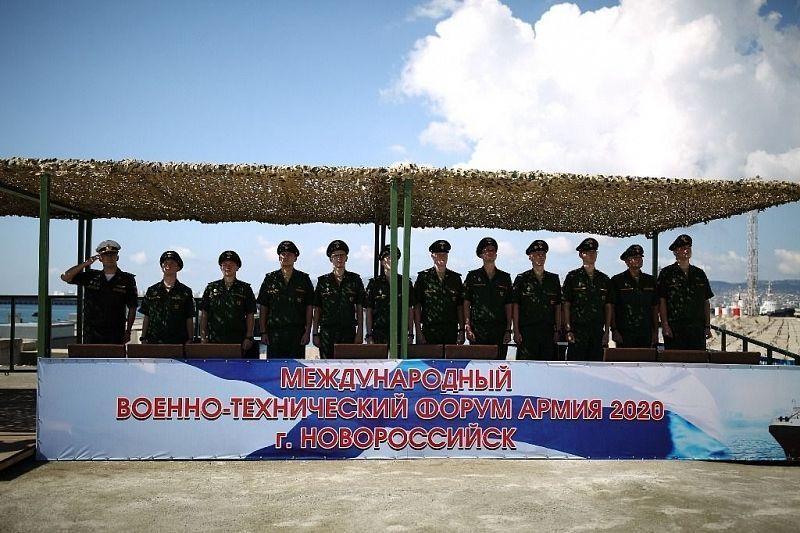 В Новороссийске проходит Международный военно-технический форум «Армия-2020»