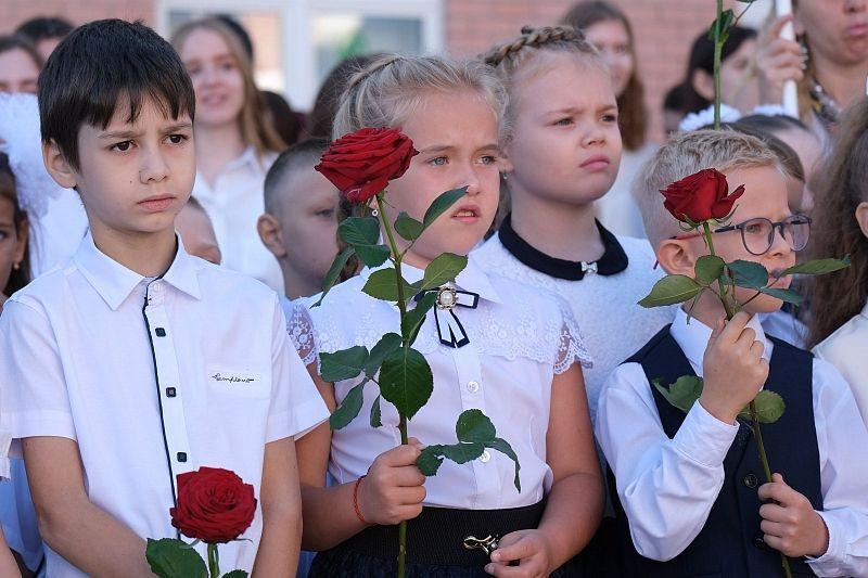 Первый раз в первый «Ф»: в Краснодаре в средней школе № 71 набрали 32 первых класса