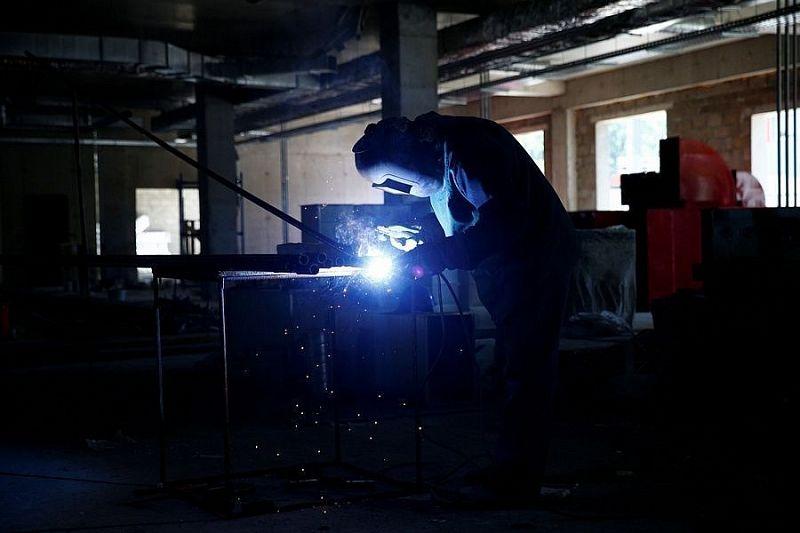 Новый корпус детской краевой больницы в Краснодаре готов на 21%