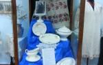 История одного музейного экспоната: столовый сервиз 100-летней давности - https://szori.ru/